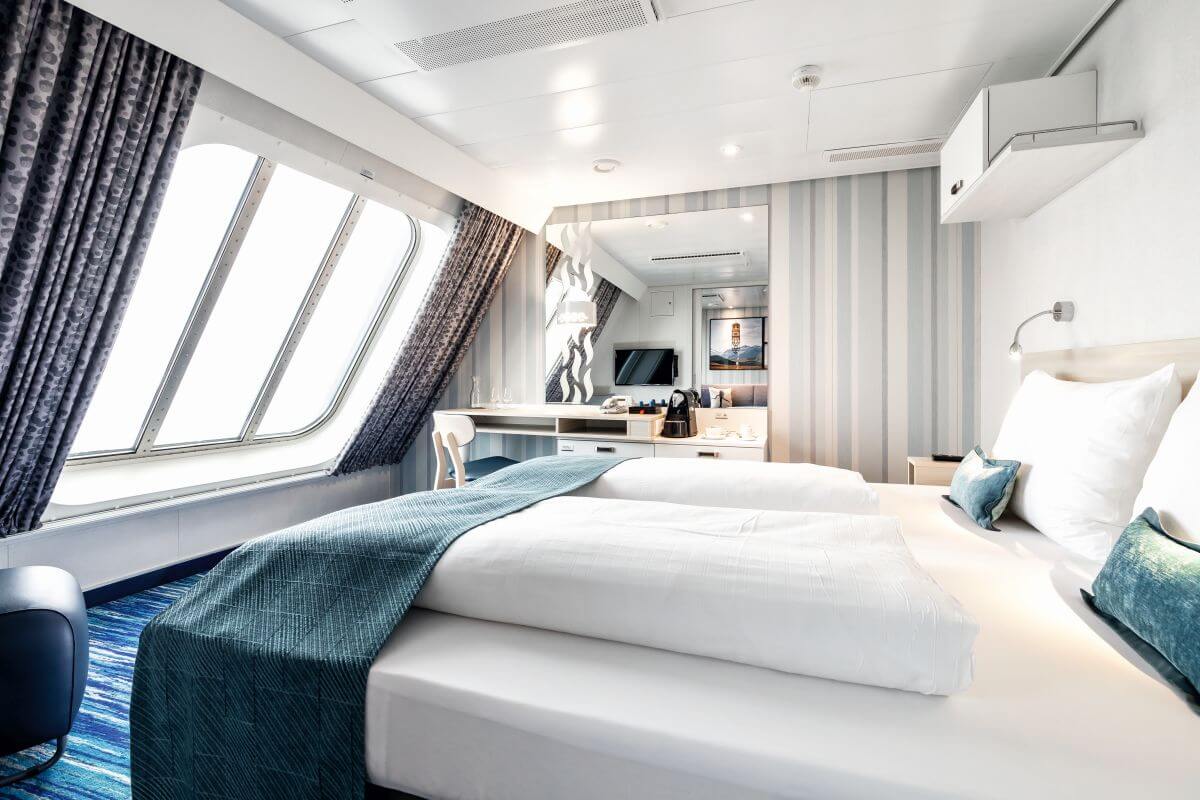 Mein Schiff 1 Kreuzfahrtschiffe Bei Journey Dluxe Buchen